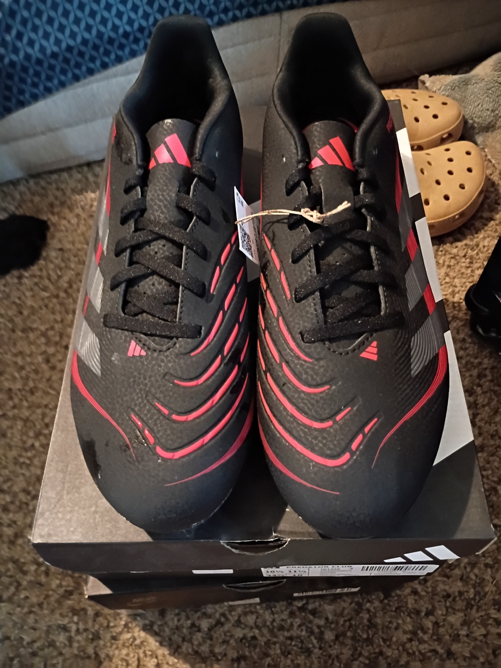 adidas Predator Club Soccer Cleats